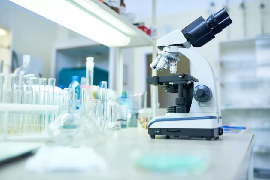 53752 machinery in laboratory PWD57 NF